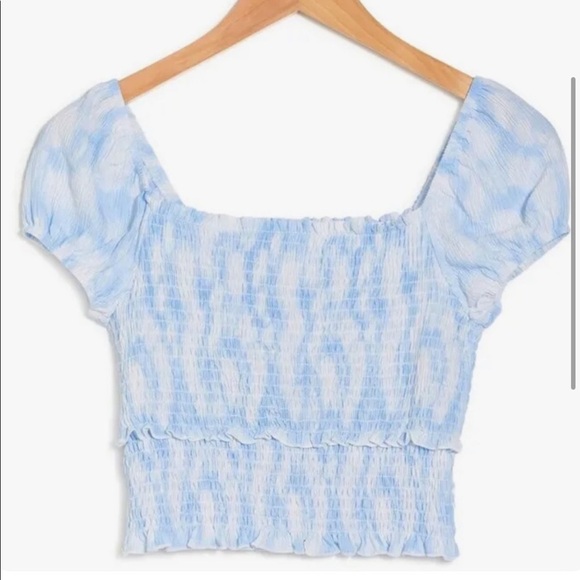 Lush brand blue swirl milk maid top - Picture 4 of 4